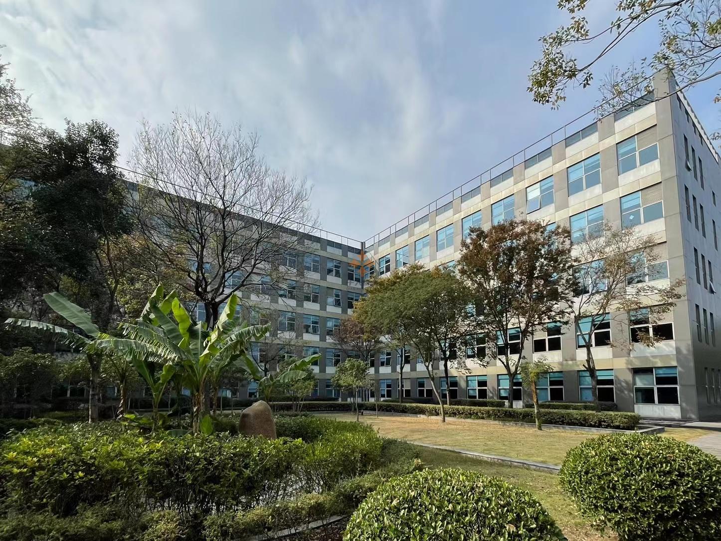 浦東 張江微電子港 120平米 精裝